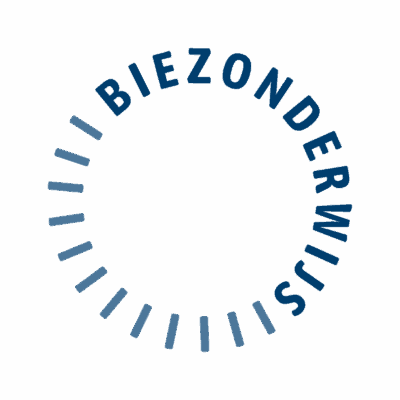 Donkerblauwe achtergrond met lichtblauwe tekst in een cirkelvorm, verwijzend naar het licht en de inspiratie van LICHT.